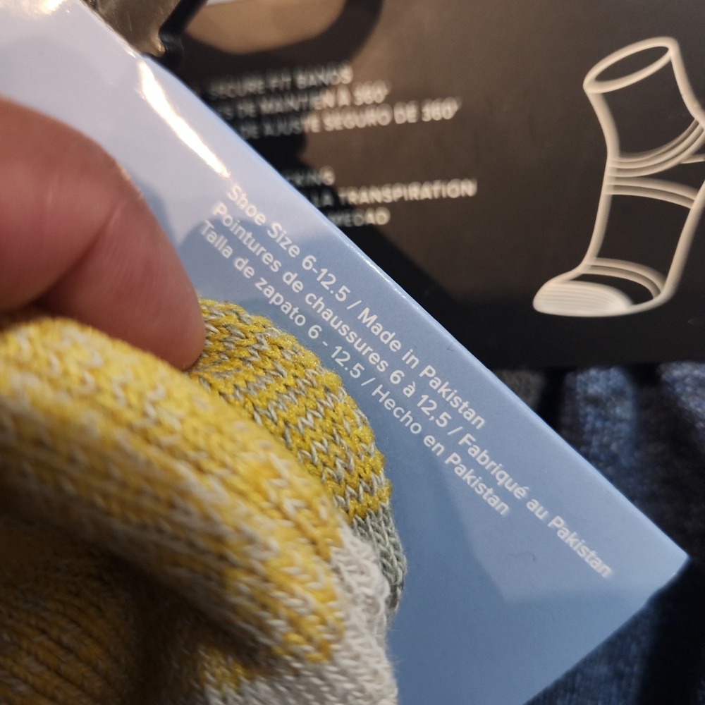 2 Gold Toe-Lifestyle Men's 6 Pack Cushioned Quarter Socks 6-12.5 Multicolor New - Picture 3 of 7